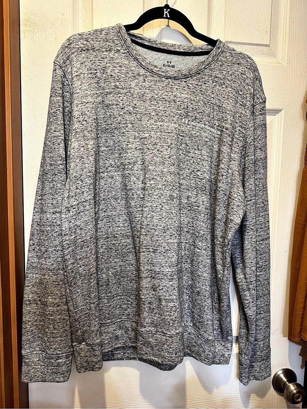 Under Armour crew neck sweatshirt